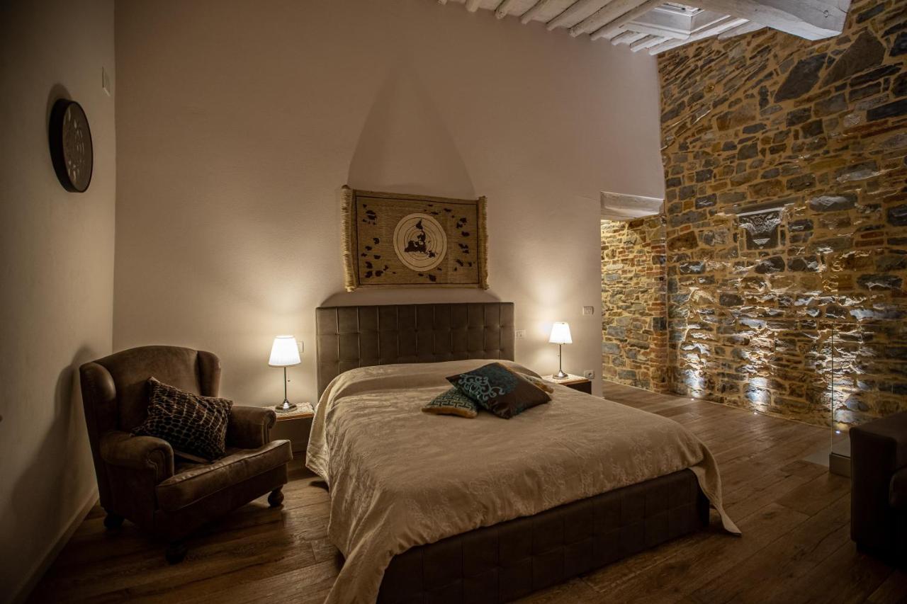 Old Medieval Apartment San Donato in Poggio Εξωτερικό φωτογραφία